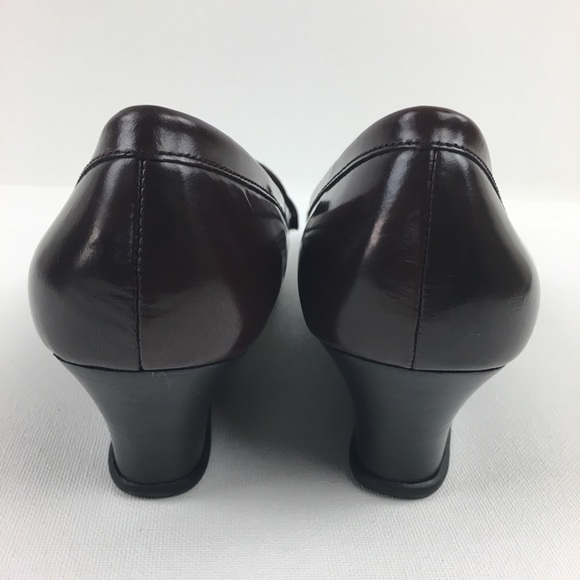 Bass & Co. (Waldorf) Womens Slip-on Penny Loafers - Picture 6 of 8